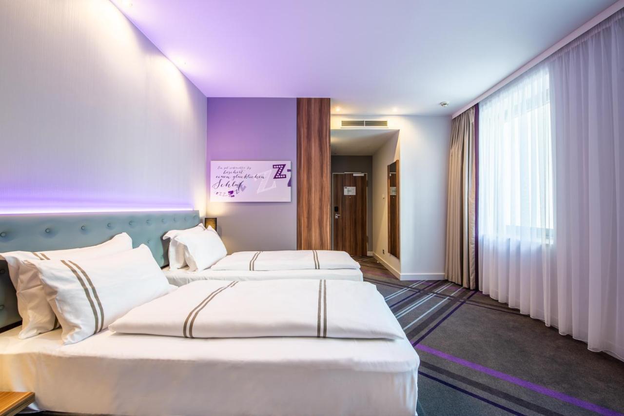 Premier Inn Frankfurt City Centre Франкфурт на Майн Екстериор снимка