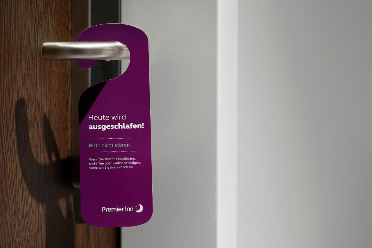 Premier Inn Frankfurt City Centre Франкфурт на Майн Екстериор снимка